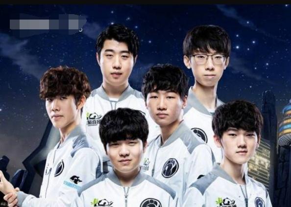 翻转中间！ Sasi 愤怒地切割 Baiye ， Shaoye 滑行并击杀 LGD Gaming 以与 Bilibili Gaming 打成平局；