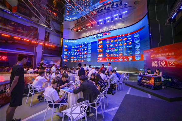 LPL全明星周末正赛投票结果出炉：EDG三人入选